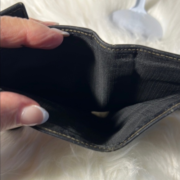 Very Nice Fendi Pequin Flap Compact Wallet. P44 - Picture 13 of 15